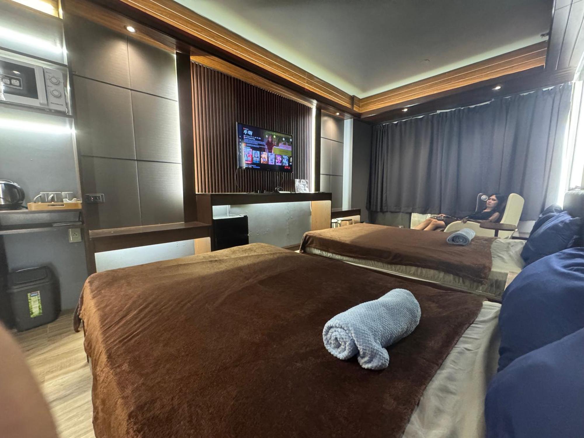 Mh Oasis Stay Modern Condotel Sea Residences マニラ市 エクステリア 写真